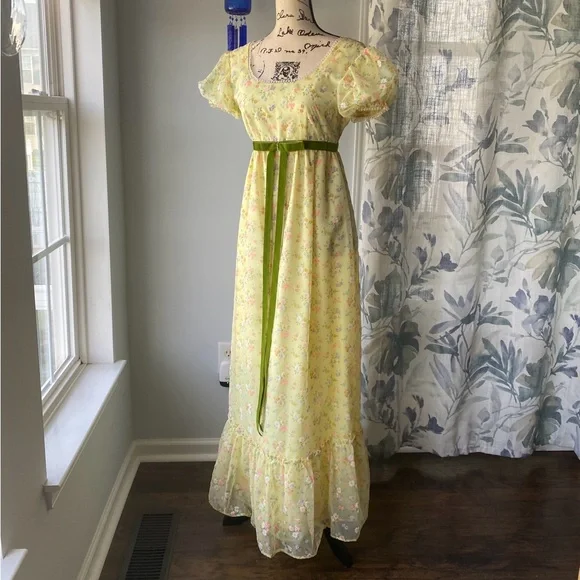 Vintage 1970s Handmade Floral Empire Waist Regency Prairie Formal Prom Dress - Picture 2 of 14